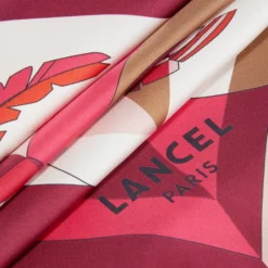 Femme Lancel Carré 90